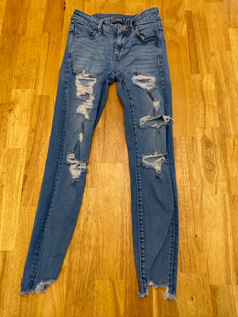 American Eagle Outfitters Distressed Blue Skinny Jeans